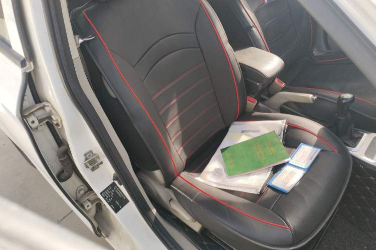 Used Changan Alsvin V3 2015 1.4L Manual Meiruan Model China V Standard
