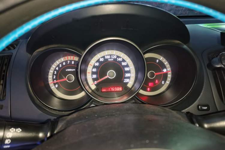 Used Kia Forte 2011 1.6L MT GL