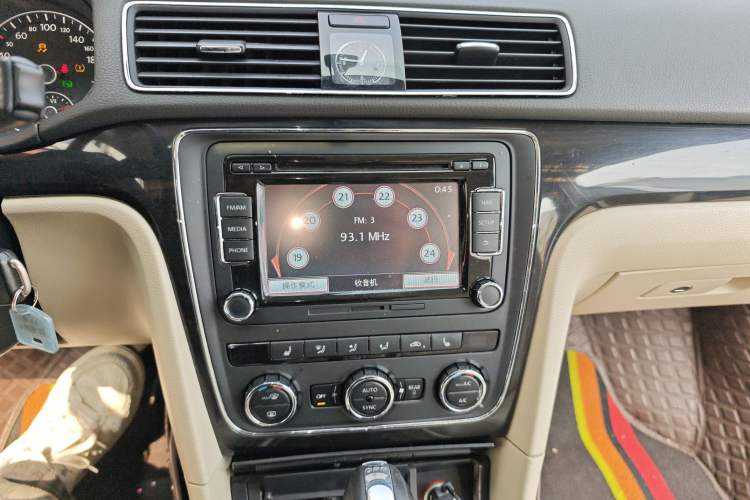 Used Volkswagen Passat 2014 1.8TSI DSG Prestige Edition
