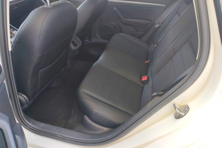 Used Volkswagen Lavida 2022 1.5L Automatic Fashion Edition
