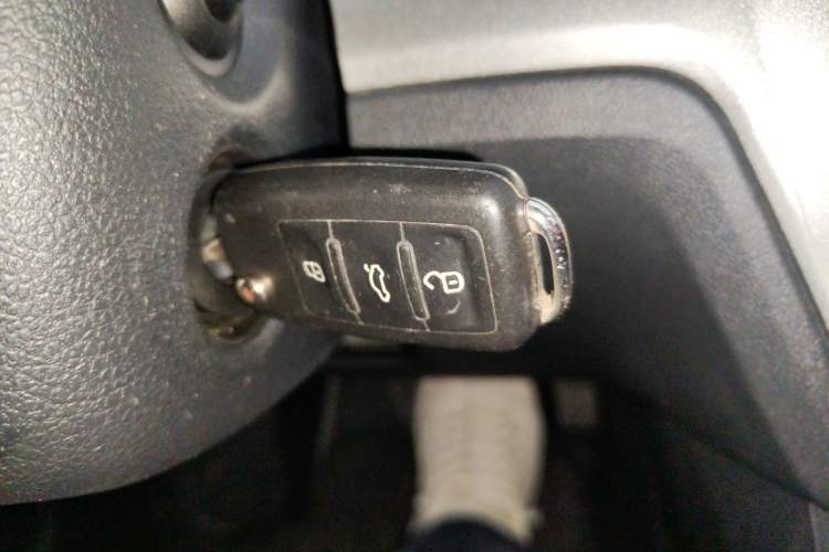 Used Volkswagen Lavida 2018 Classic 1.5L Automatic Fashion Edition China VI Standard Vehicle Key