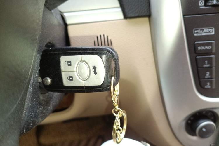 Used Buick Excelle 2013 1.5L Automatic Classic Model