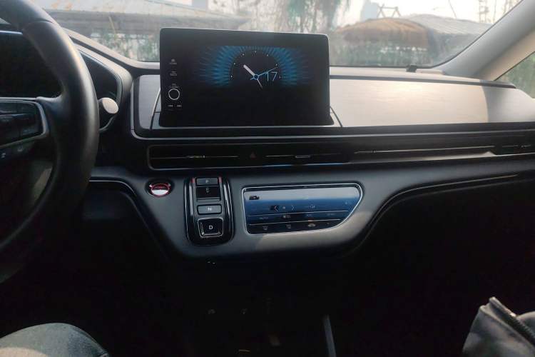 Used Honda Elysion 2022 2.0L eHEV Luxury Edition
