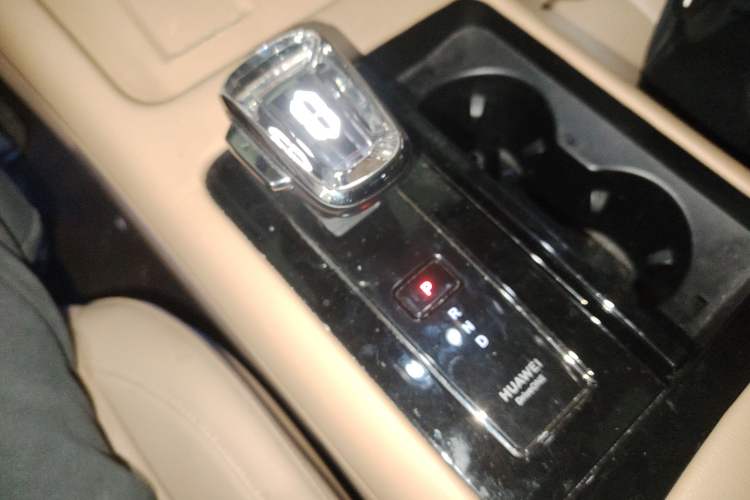 Used Hima AITO M7 2024 1.5T Rear-Drive Plus Version 5 Seats