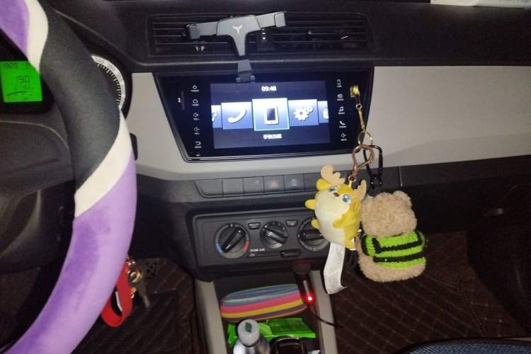 Used Skoda Fabia 2016 1.4L Automatic Car Enjoy Edition
