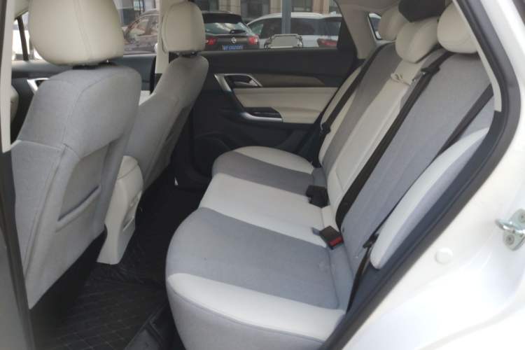 Used BAIC Beijing EU5 2018 R500 Smart Edition
