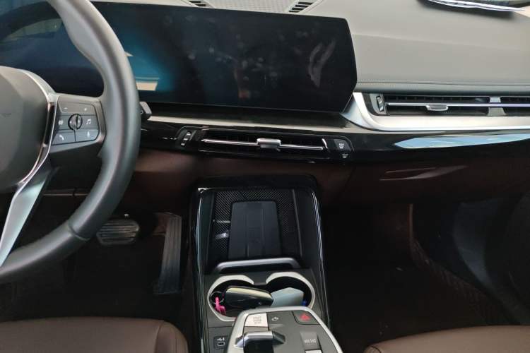 Used BMW X1 2024 sDrive25Li X Design Package Audio And AC Panel