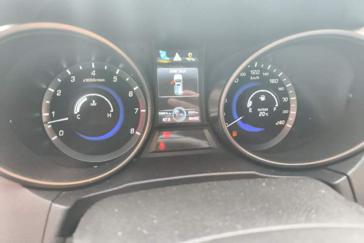 Used Changan CS75 2014 2.0L Manual Luxury Version China IV Standard