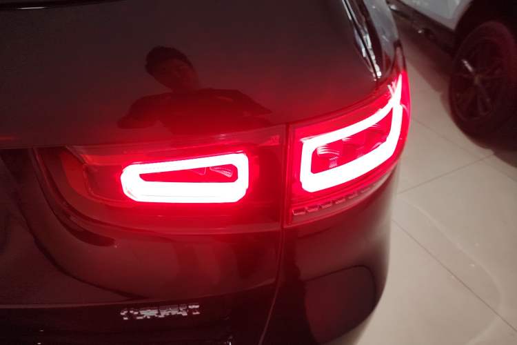 Used Mercedes-Benz GLB 2023 GLB 220 Sport Edition Right Rear Taillight