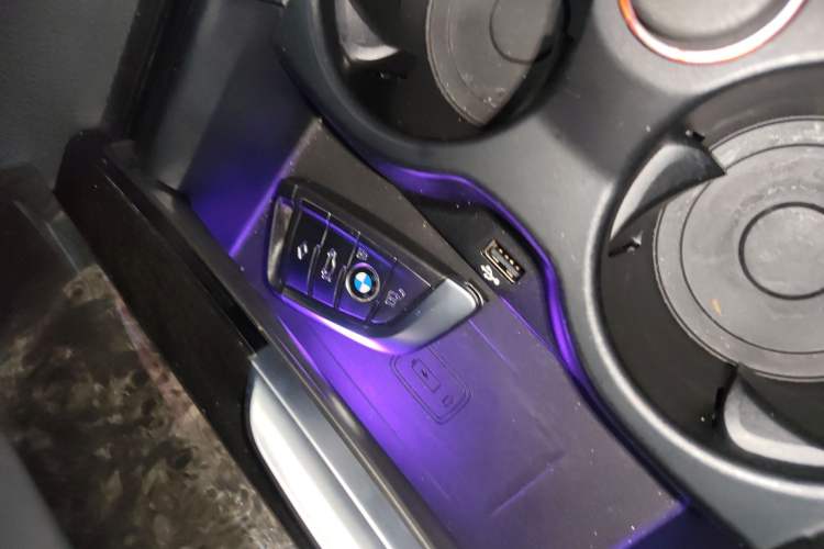 Used BMW 5 Series 2022 Second Facelift 525Li M Sport Package Vehicle Key