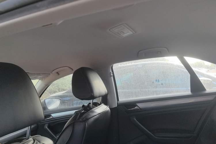 Used Volkswagen Bora 2018 1.5L Automatic Fashion Model