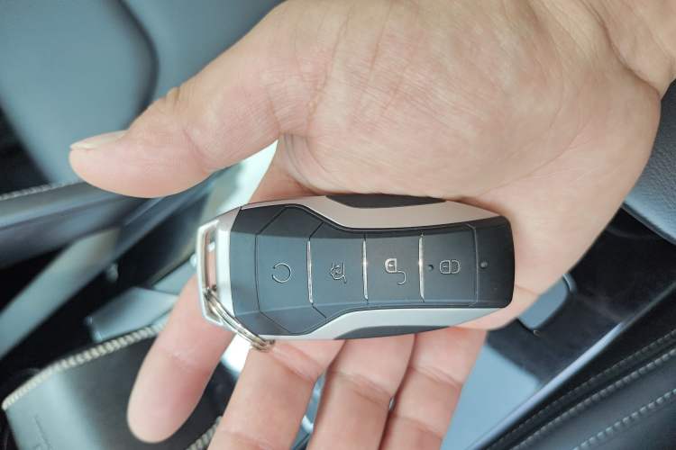 Used BYD Song Pro 2019 1.5T Automatic Luxury Model Vehicle Key