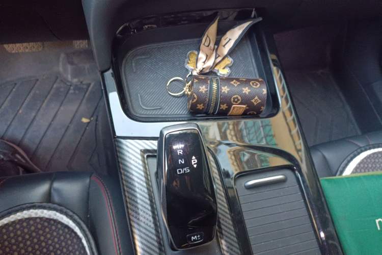 Used Bestune T55 2021 1.5T Automatic Joyful·Prestige Edition Gear Lever