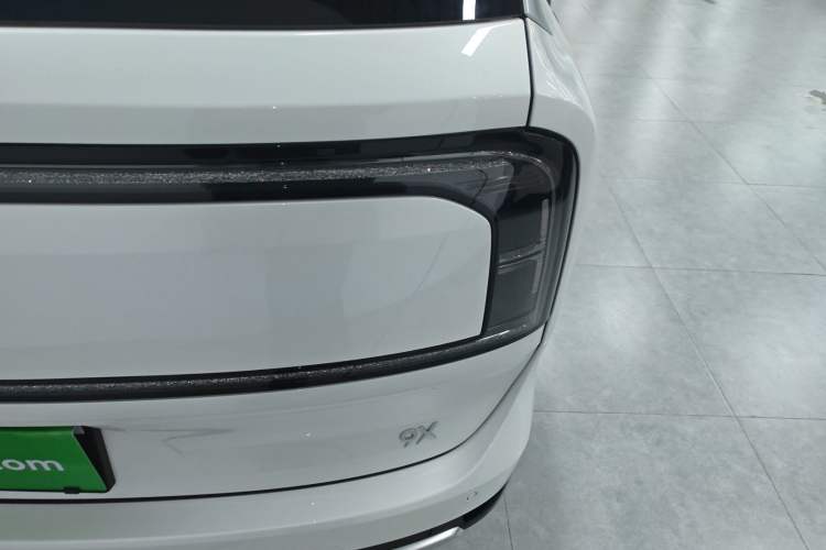 Used Zeekr 9X 2025 Hyper Edition
