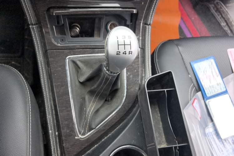 Used Zotye T600 2015 2.0T Manual Luxury Version
