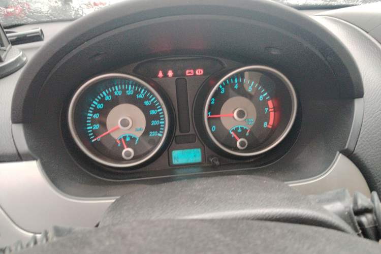 Used Buick Excelle 2013 1.5L Automatic Classic Model
