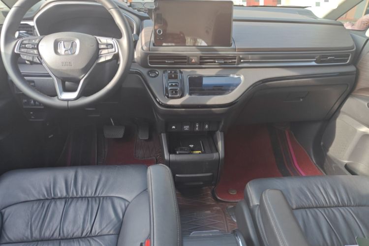 Used Honda Odyssey 2024 2.0L eHEV Sharp·Leading Edition Center Console