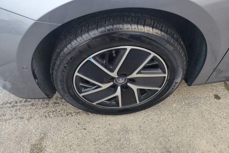 Used BYD Qin L 2025 DM-i Smart Drive 120KM Superior Model
