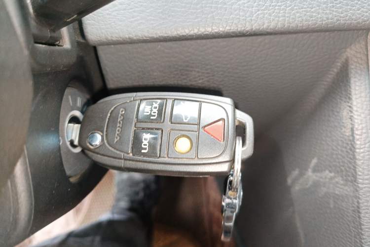 Used Volvo XC Classic 2014 T5 Luxury Edition
