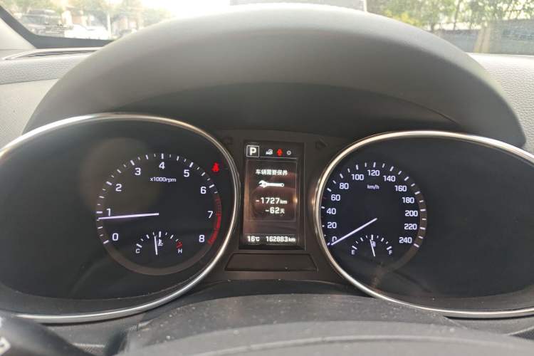 Used Hyundai Santa Fe 2017 2.0T Automatic Two-Wheel Drive Smart Version 7 Seats
