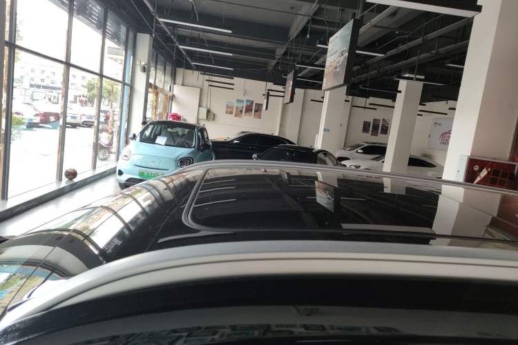 Used Geely Auto Monjaro L 2023 2.0TD High-Power Automatic Two-Wheel Drive Flagship Version Roof