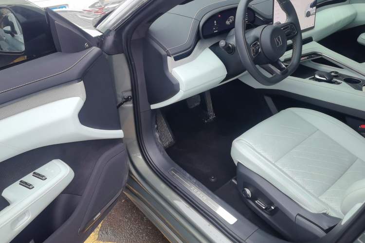 Used Zeekr 001 2024 WE Edition 95 kWh All-Wheel Drive
