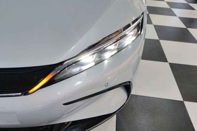 Used BYD Han 2025 DM-i 125KM Elite Model Left Front Headlight