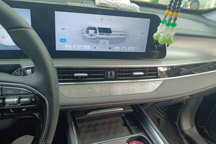 Used Chery Tiggo 8 PRO 2024 Champion Edition 290T Two-Wheel Drive Shining Version 5 Seats Audio And AC Panel