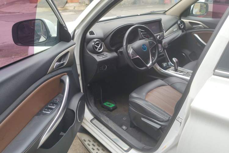 Used BYD Song New Energy 2017 Song DM 1.5TID All-Wheel Drive Luxury Model