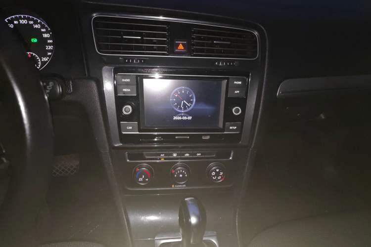 Used Volkswagen Golf 2018 1.6L Automatic Comfort Model
