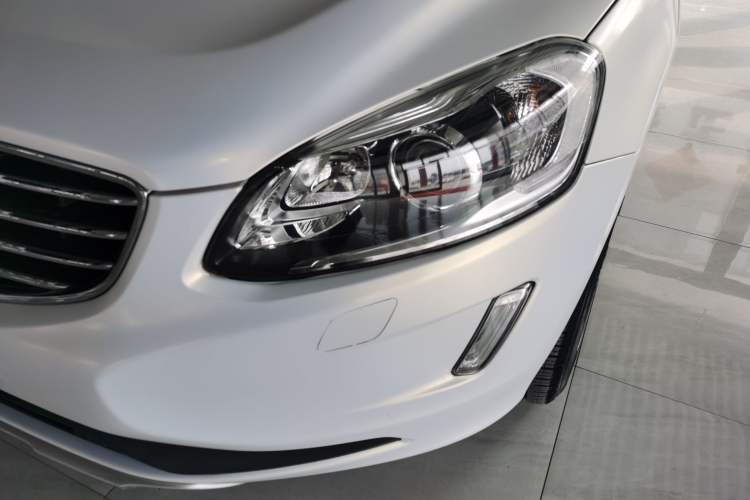 Used Volvo XC60 2017 T5 AWD Smart Upgrade Model