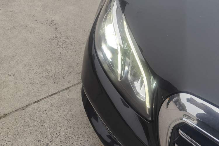 Used Mercedes-Benz E-Class 2019 Restyled E 300 L Luxury Edition
