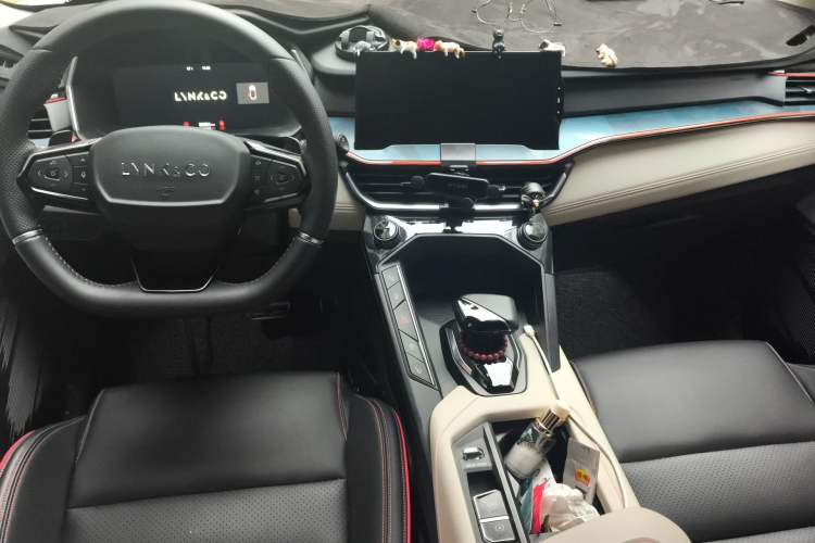 Used Lynk & Co 06 2020 1.5T YAO Halo
