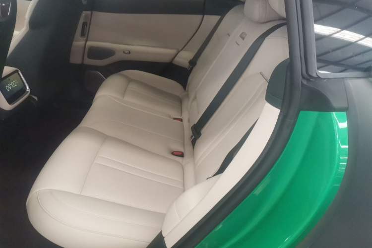 Used Xiaomi Auto YU7 2025 Ultra-Long Range Rear-Wheel Drive Version
