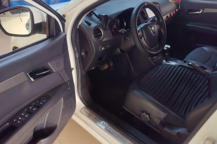 Used Roewe 350 2014 1.5L Automatic Xunyue Version Driver Seat