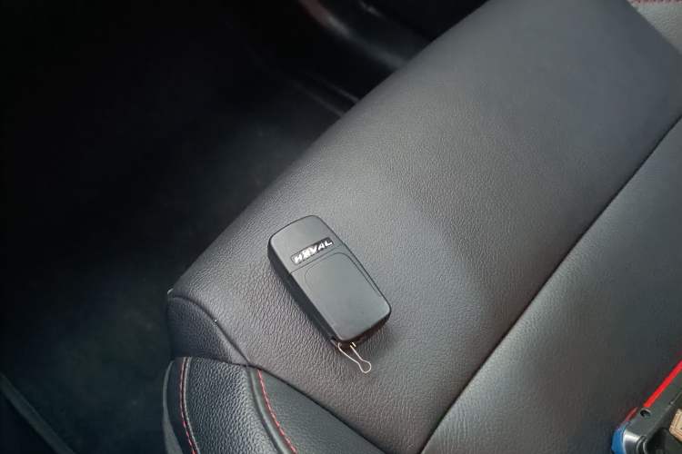 Used Haval H6 2014 Sport Edition 2.4L Automatic Elite Model Interior 1