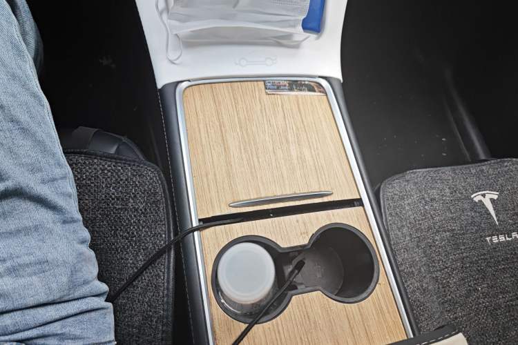 Used Tesla Model Y 2022 Rear-Wheel-Drive Version