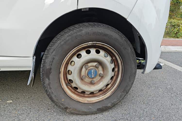 Used SRM New Energy Xiaohaishi EV 2021 Standard Model Right Front Wheel Hub