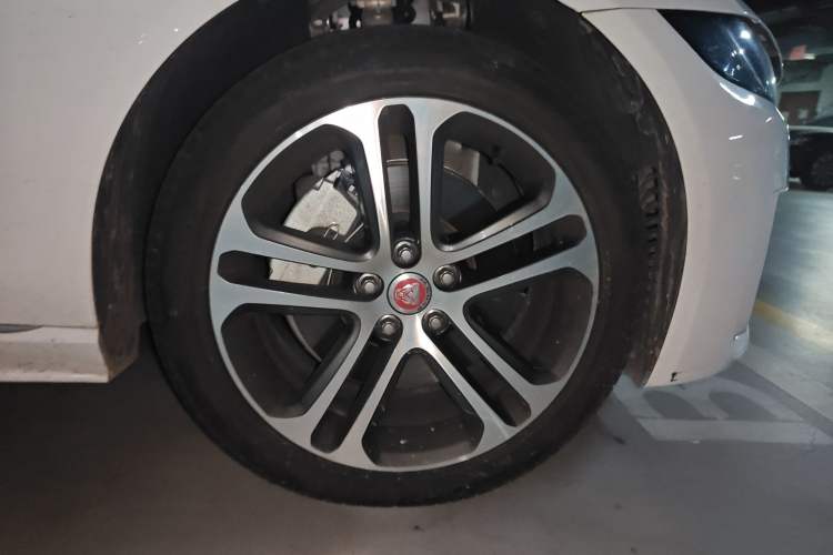 Used Jaguar XEL 2023 2.0T 250 PS R-DYNAMIC S Advanced Sport Edition
