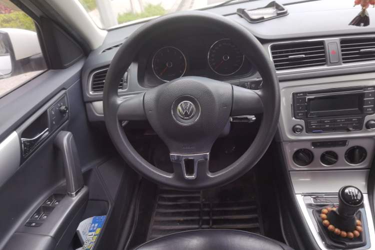 Used Volkswagen Gran Lavida 2013 1.4 TSI Manual Comfort Model
