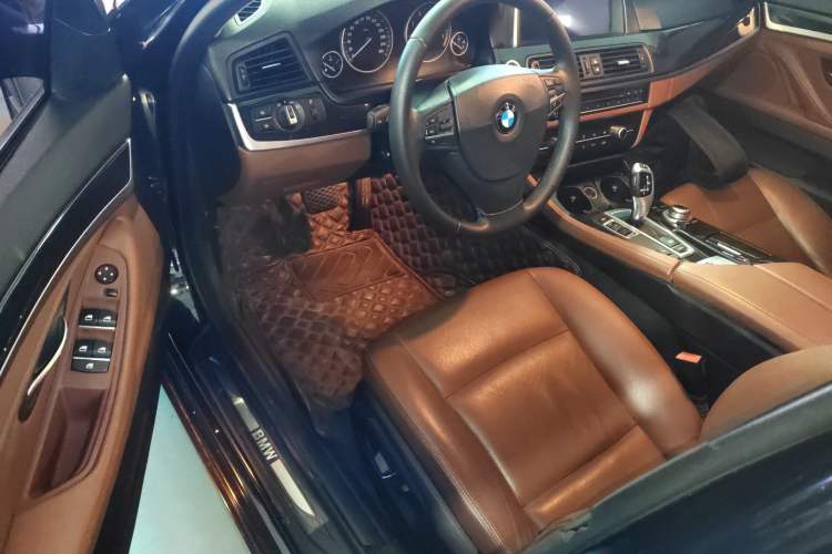 Used BMW 5 Series (Import) 2015 520i Elegant Edition