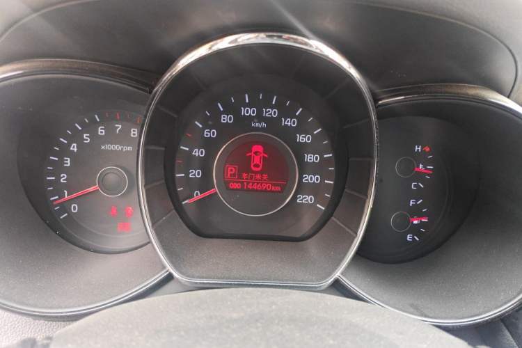 Used Kia K2 2011 Sedan 1.6L Automatic Transmission Premium