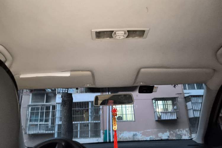 Used Volkswagen Lavida 2013 Revised Classic 1.6L Automatic Fashion Edition Headliner