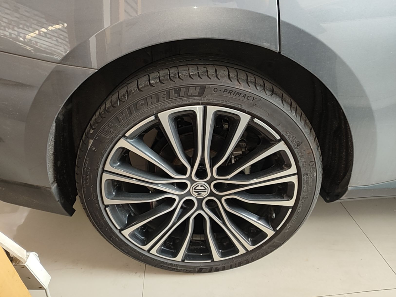MG 7 2025 1.5T 300 DCT Elegant Edition — снимка 11