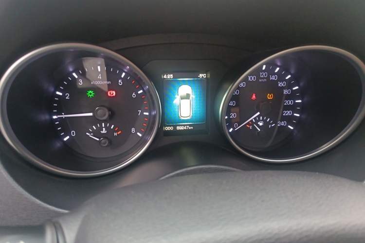 Used Haval H6 Coupe 2015 Blue-Label 2.0T Manual Two-Wheel Drive Prestige Model
