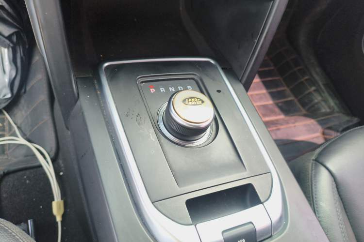 Used Land Rover Discovery Sport 2019 200PS PURE Edition China VI Standard