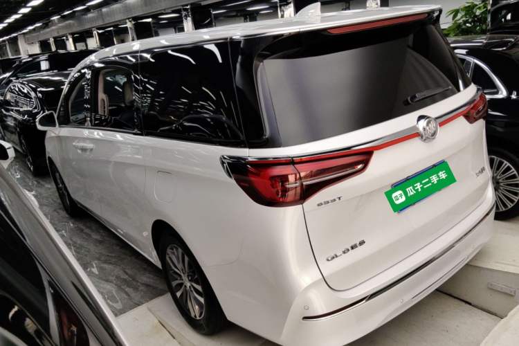 Used Buick GL8 2022 ES Landtrek 653T Comfort Edition Rear Left 45 Deg