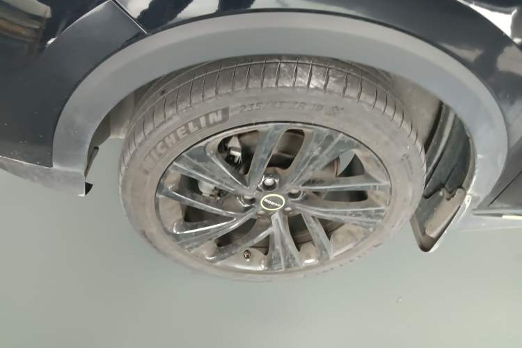 Used Roewe RX5 2020 PLUS 300TGI Automatic Ali National Style Ronglin Edition
