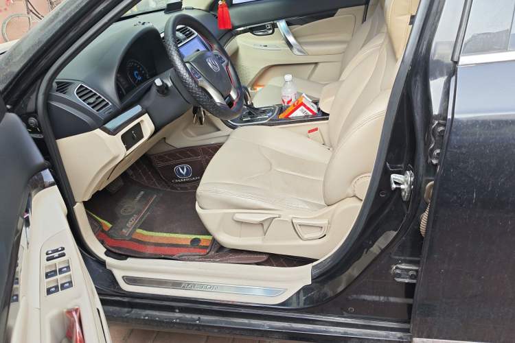 Used CHANGAN Raeton 2013 1.8T Automatic Elite Model China V Standard Left Front Seat