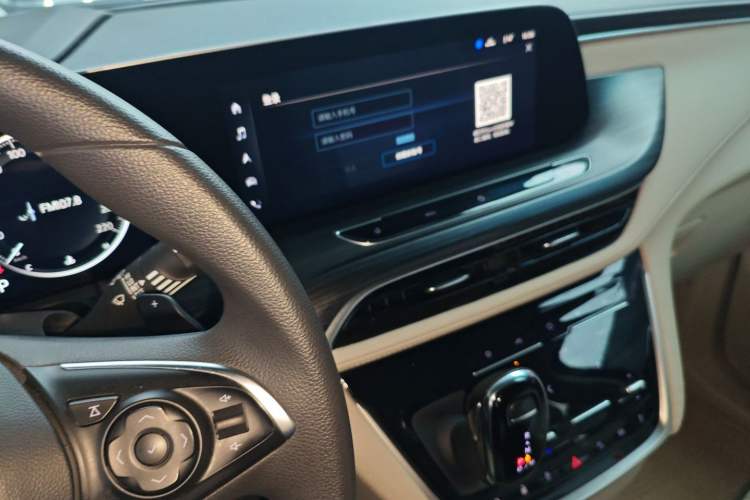 Used Buick GL8 2022 ES Landtrek 653T Comfort Edition